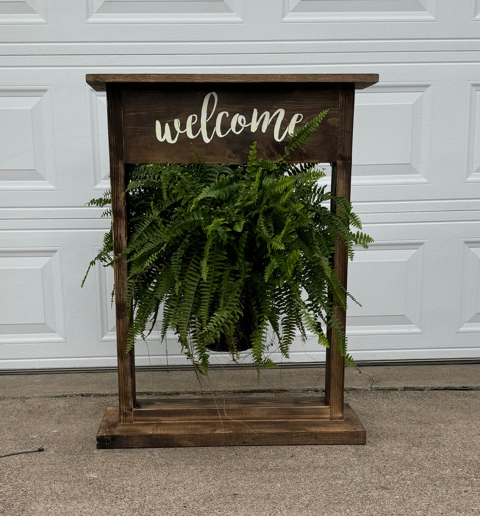07242024 6 PM Hanging Planter Box (The Avenue West, Dubois