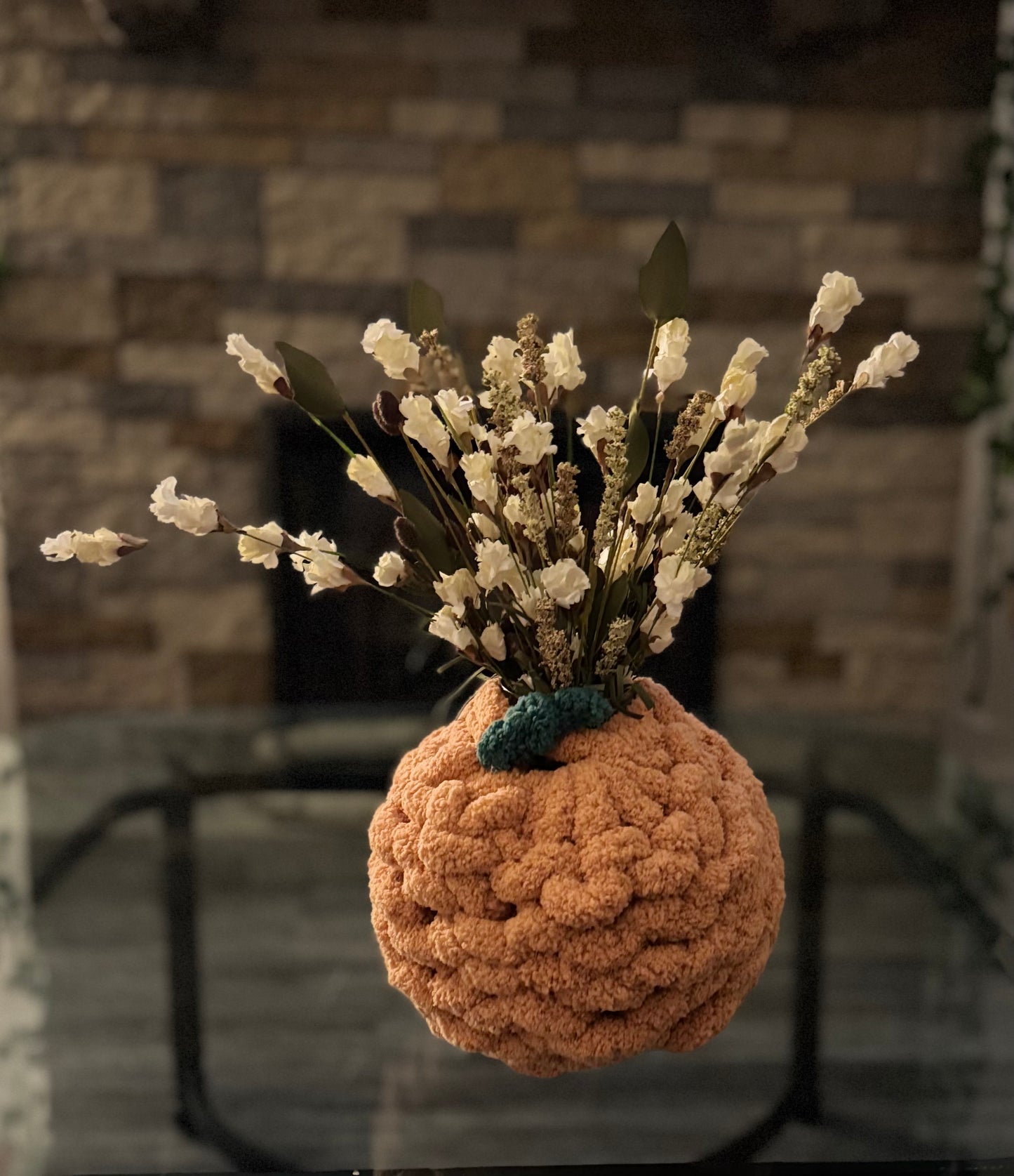 11-19-2025 6 PM Finger Knit Pumpkin Vase (The Avenue West)