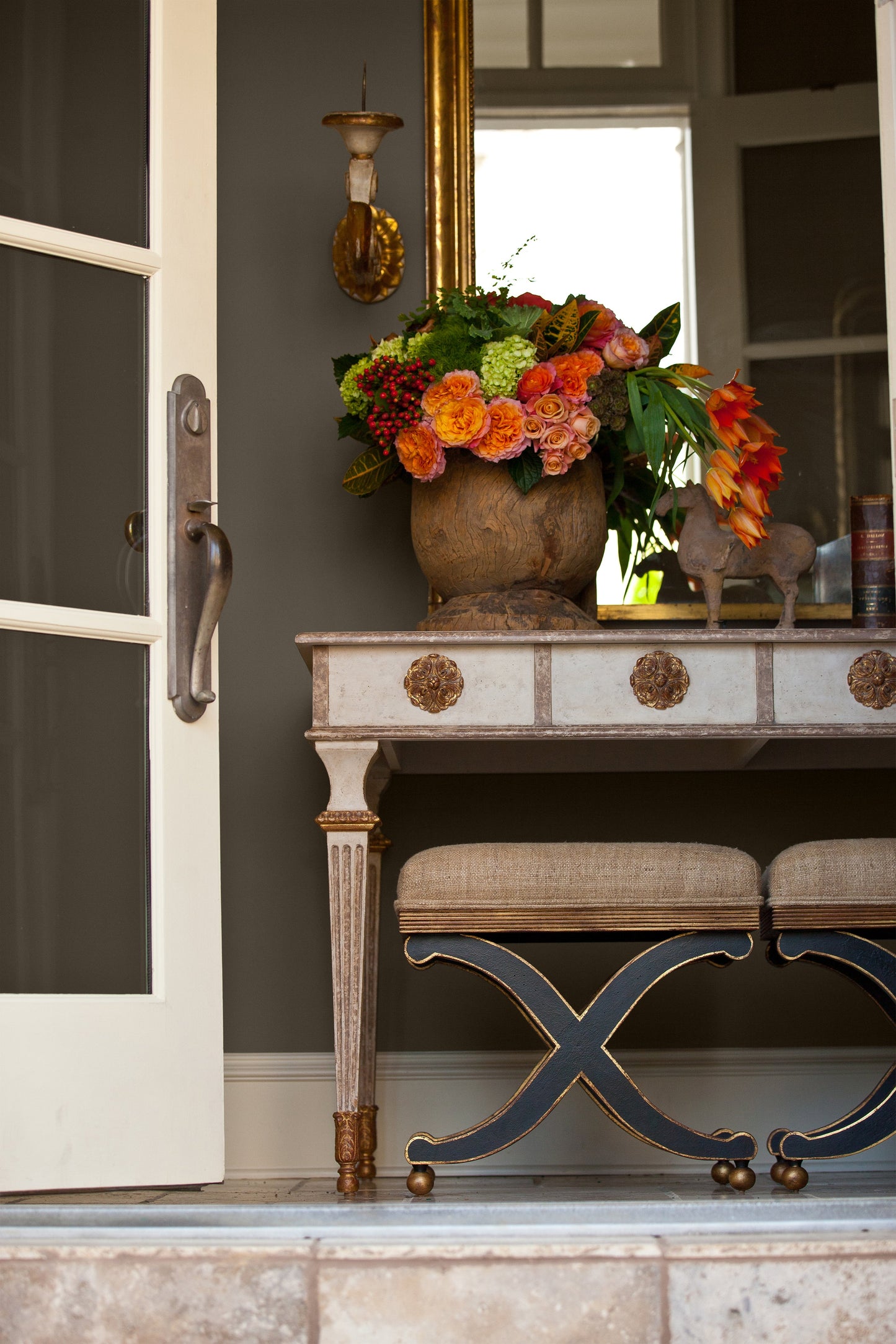 Cafe Chocolate - Manor Borne Wall Paint