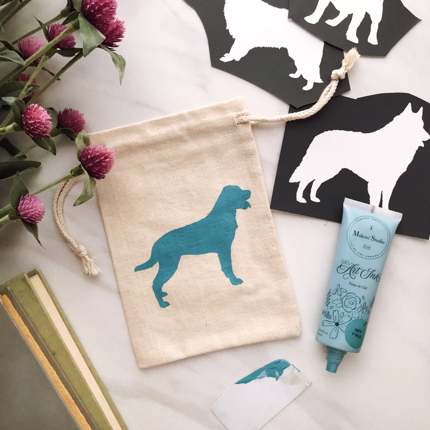 Dogs - Mesh Stencil 18x12